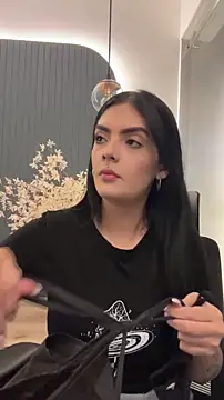 Snapshot of AliceRitter chatting on May 25, 10:27 pm AliceRitter online show from May 25, 10:27 pm