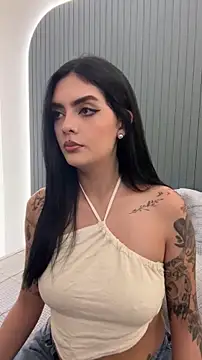 Snapshot of AliceRitter chatting on June 11, 11:14 pm AliceRitter online show from June 11, 11:14 pm