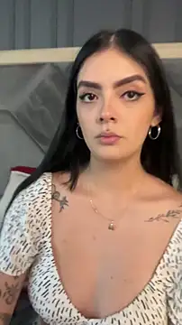 Snapshot of AliceRitter chatting on June 30, 10:22 pm AliceRitter online show from June 30, 10:22 pm