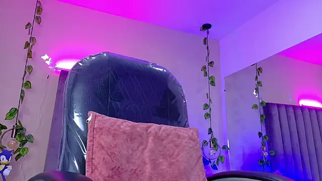 Nascary Fox online show from July 15, 11:59 am