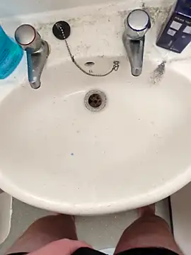 Snapshot of Homeworkfolder01 chatting on November 1, 3:52 am Homeworkfolder01 online show from November 1, 3:52 am