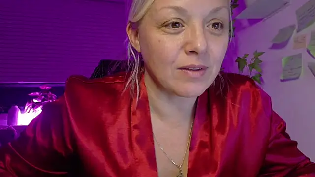 Linsy Kim online show from March 7, 10:18 pm