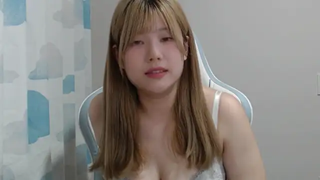 asuka xoxo online show from September 22, 8:11 pm