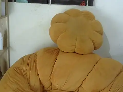 Snapshot of anna-sweet69 chatting on November 14, 12:53 am anna-sweet69 online show from November 14, 12:53 am