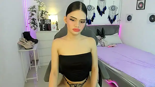 Snapshot of tstoni_talks chatting on October 16, 7:20 am tstoni talks online show from October 16, 7:20 am