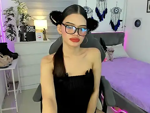 Snapshot of tstoni_talks chatting on October 28, 10:01 pm tstoni talks online show from October 28, 10:01 pm