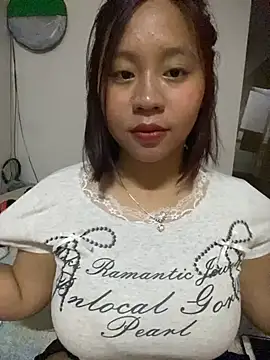 maianhcute online show from October 25, 2:13 pm