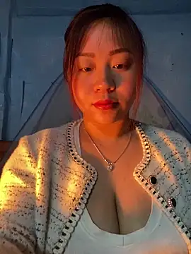 maianhcute online show from January 31, 11:47 pm