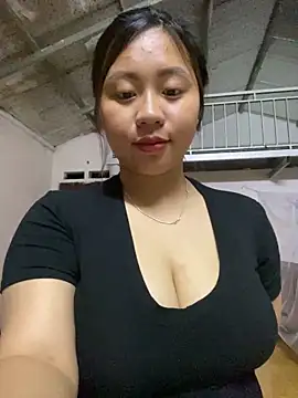 Snapshot of maianhcute chatting on May 22, 2:22 pm maianhcute online show from May 22, 2:22 pm