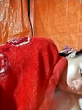 venu00 online show from October 24, 3:47 am