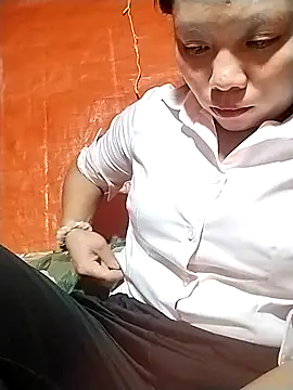 venu00 online show from November 13, 6:12 am