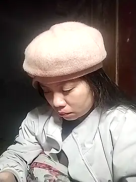 venu00 online show from February 9, 3:49 pm