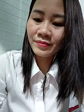 Singlemom69x online show from November 1, 2:08 pm