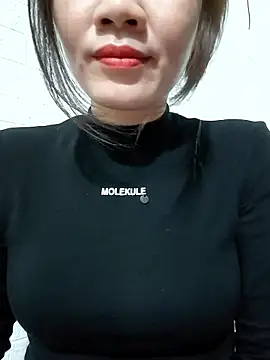 Singlemom69x online show from January 15, 1:32 am