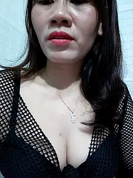 Snapshot of Singlemom69x chatting on July 12, 1:51 am Singlemom69x online show from July 12, 1:51 am