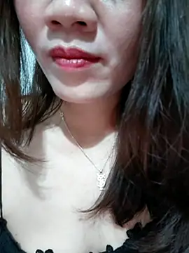Snapshot of Singlemom69x chatting on August 2, 2:59 pm Singlemom69x online show from August 2, 2:59 pm