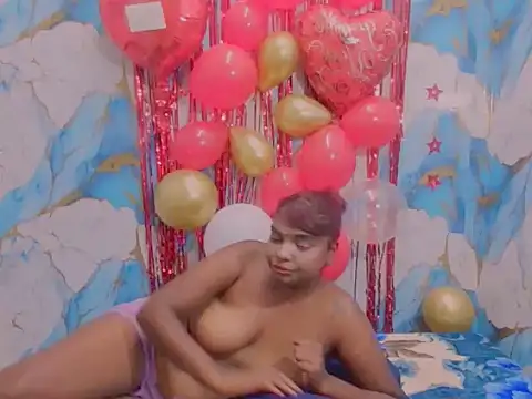 Snapshot of indianmystica694u chatting on February 12, 1:22 am indianmystica694u online show from February 12, 1:22 am