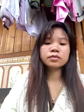 Snapshot of Ngoc-bbi chatting on July 23, 12:24 am Ngoc-bbi online show from July 23, 12:24 am