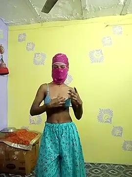 Snapshot of Cute-Rashmii chatting on October 14, 8:59 am Cute-Rashmii online show from October 14, 8:59 am