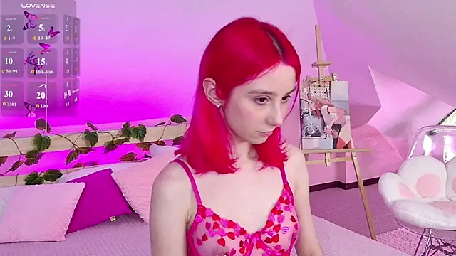 Snapshot of Liann_Stark chatting on June 11, 9:18 am Liann Stark online show from June 11, 9:18 am
