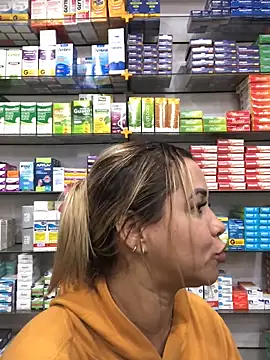 Snapshot of imoly99 chatting on October 31, 6:53 pm imoly99 online show from October 31, 6:53 pm