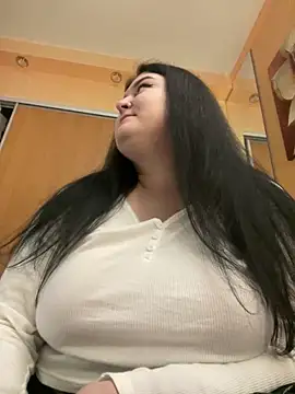 DazzzlingDame online show from February 17, 4:35 pm