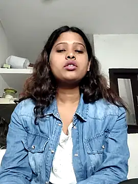 Snapshot of karina_0099 chatting on November 11, 6:24 am karina 0099 online show from November 11, 6:24 am