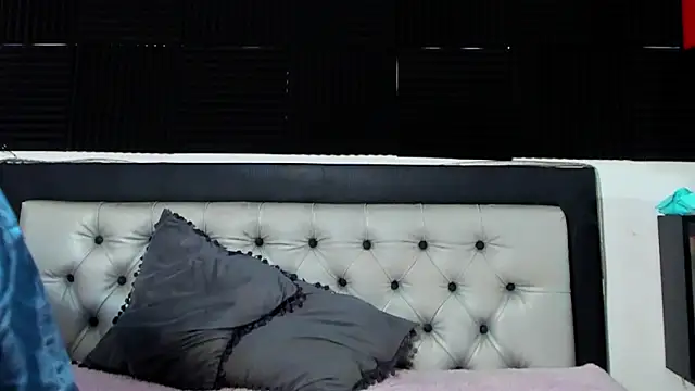 Akalidemon online show from October 1, 3:23 am