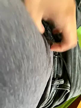 Snapshot of Daniel_cornel chatting on September 27, 11:26 am Daniel cornel online show from September 27, 11:26 am