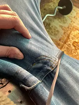 Daniel cornel online show from March 11, 7:03 am