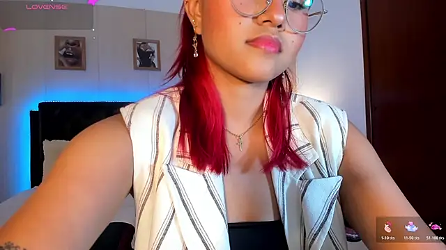 Snapshot of MAYASMITH__ chatting on July 12, 11:29 pm MAYASMITH online show from July 12, 11:29 pm