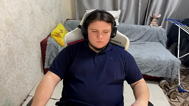 desiredude9 online show from September 30, 6:24 pm