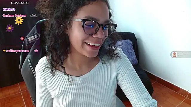 Snapshot of Canela_s1 chatting on May 9, 1:49 pm Canela s1 online show from May 9, 1:49 pm