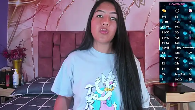 Snapshot of luna_maisonn chatting on September 23, 8:34 pm luna maisonn online show from September 23, 8:34 pm