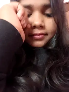 Aaradhya Sharma online show from February 4, 10:32 am