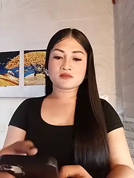 Snapshot of Naughtyalina2 chatting on July 28, 4:39 pm Naughtyalina2 online show from July 28, 4:39 pm
