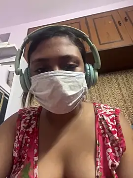 goodvibesonly44445 online show from March 13, 7:09 pm