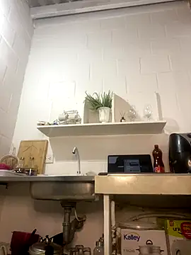 Snapshot of Jessyivonne chatting on November 19, 12:32 am Jessyivonne online show from November 19, 12:32 am