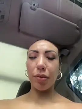 Snapshot of Sarahlove_90 chatting on November 27, 3:14 pm Sarahlove 90 online show from November 27, 3:14 pm