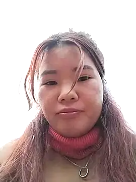 lylylove online show from December 20, 9:05 am