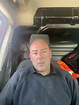 Richmcgee online show from April 29, 12:09 pm