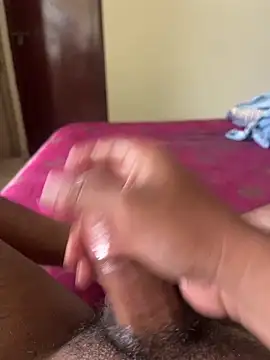 aliahmed98770 online show from October 16, 5:30 am