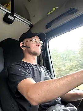 RoadDaddyXL online show from October 15, 8:47 am