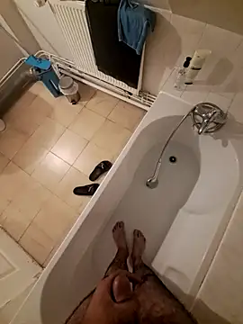 Snapshot of Devran464354 chatting on October 26, 7:53 pm Devran464354 online show from October 26, 7:53 pm