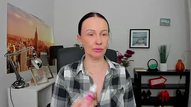 Snapshot of Velvet_Jasmine chatting on October 7, 5:37 am Velvet Jasmine online show from October 7, 5:37 am