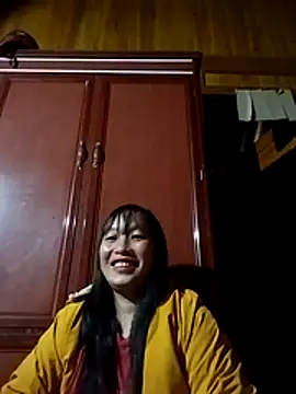 Snapshot of miss-su chatting on November 13, 1:37 am miss-su online show from November 13, 1:37 am