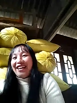 Snapshot of miss-su chatting on December 1, 2:05 am miss-su online show from December 1, 2:05 am