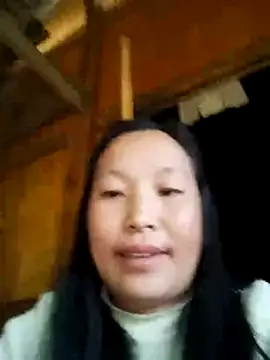miss-su online show from April 30, 8:53 am