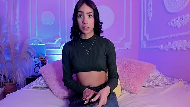 aitana johns online show from November 20, 12:05 pm