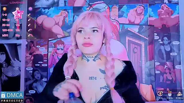 Snapshot of CandyKane06_ chatting on October 23, 2:11 am CandyKane06 online show from October 23, 2:11 am